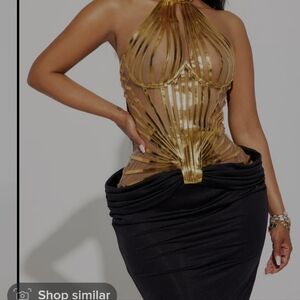 Fashion NOVA The Queen 👸 In Me Maxi Black/ Gold Dress